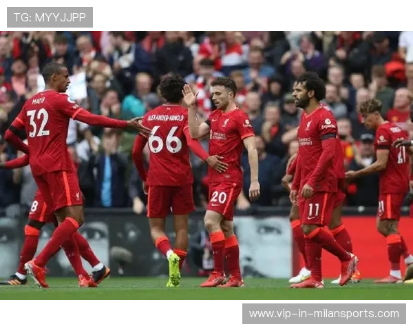 利物浦战术革新：边路传中与禁区活动的完美融合